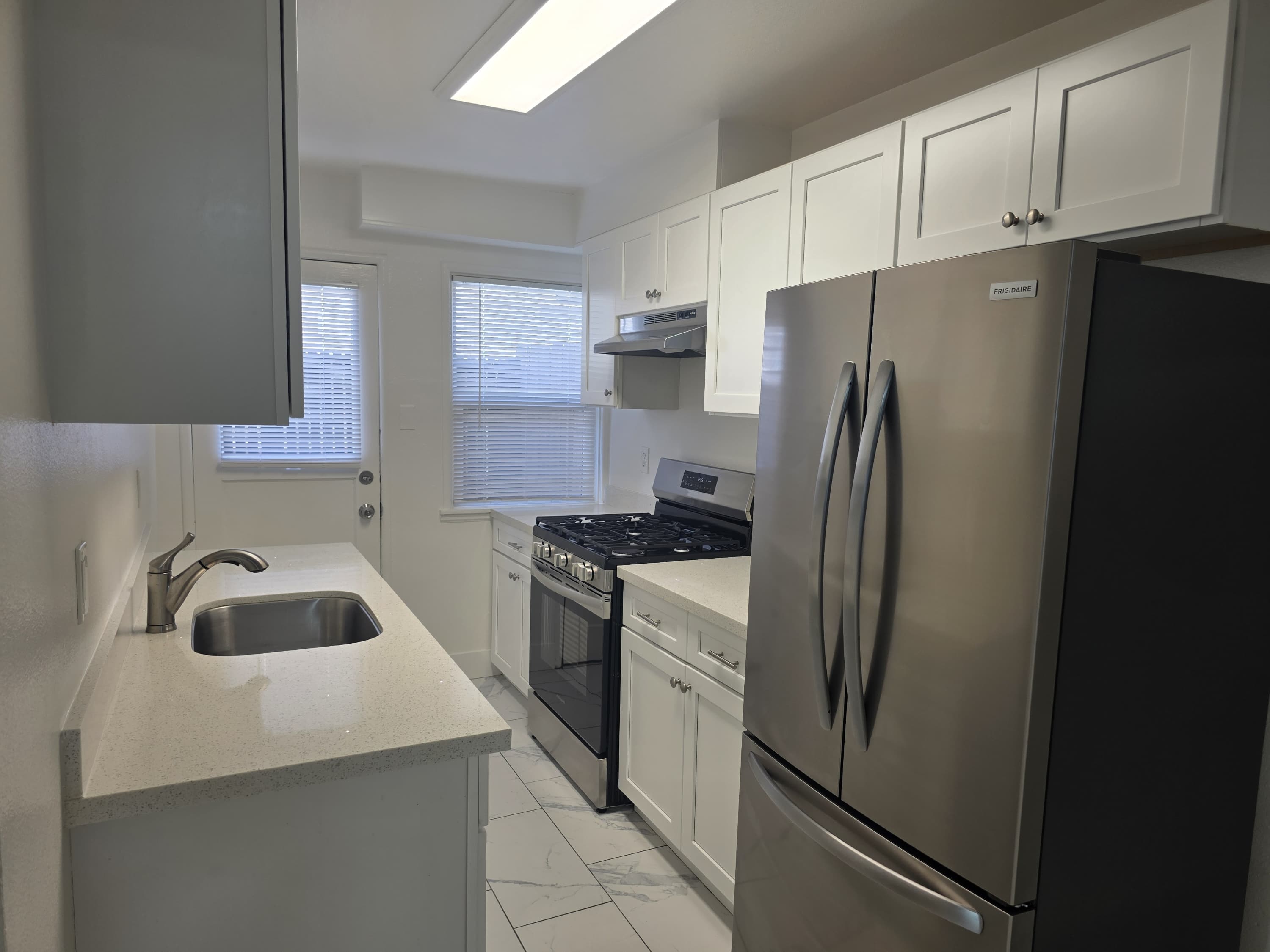 2027 Washington Avenue - 1 - 88b0b425ab1e471a9741df8db962a989.jpg