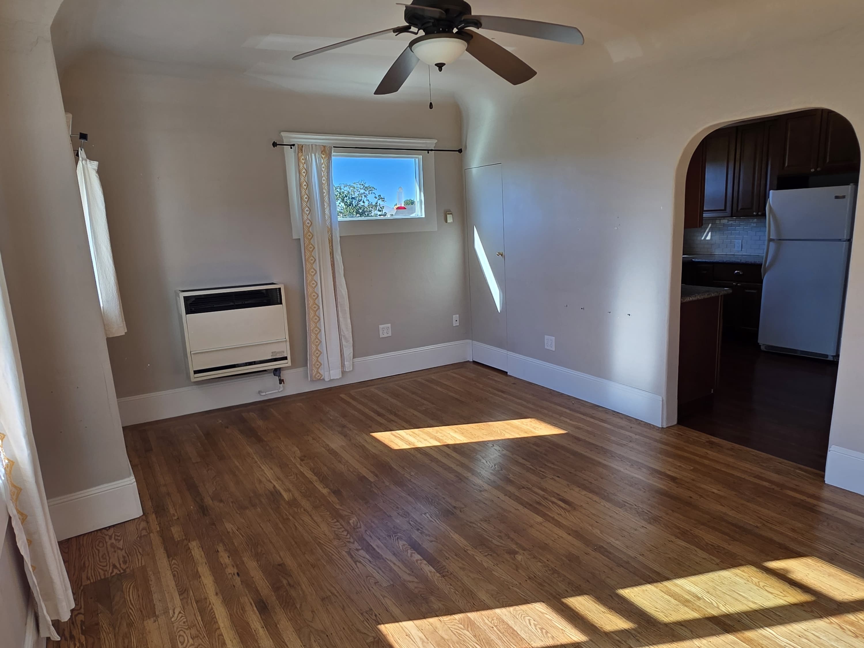 598 32nd Street - 6c614f08800746b8a97eb857b3be36cc.jpg